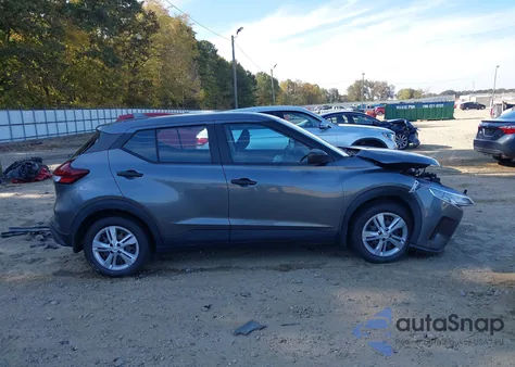 2021 Nissan Kicks S Xtronic Cvt z USA, uszkodzony, nr VIN 3N1CP5BV8ML509358